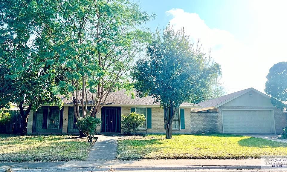 1st image of 44 Lakeview Ln