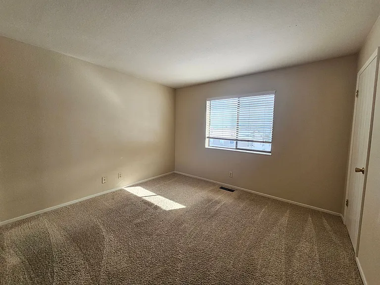 3645 Gypsum Rd — Photo 8