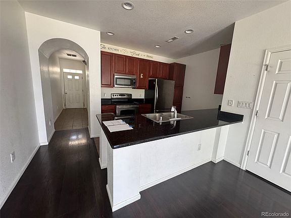 5th image of 9782 Cherry Lane