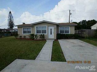 174 S Palm Dr, Boynton Beach, FL 33435