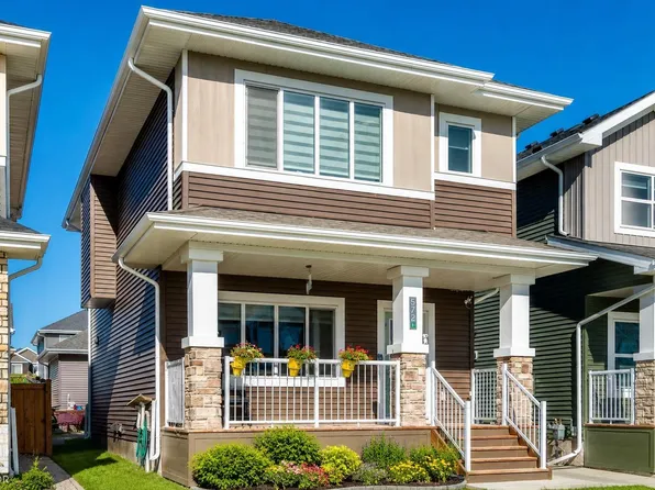 572 Glenridding Ravine Dr SW, Edmonton, AB T6W 4P1
