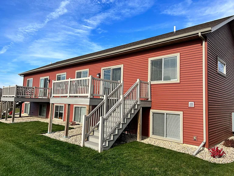 5401-5430 Preston Pl — Photo 4