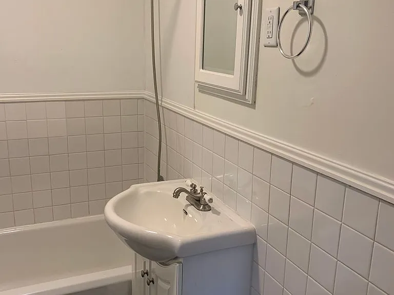 3318 Dillon Ave — Photo 6