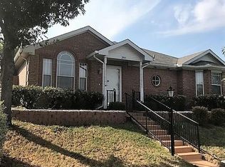 2500 Esquire Dr, Arlington, TX 76018