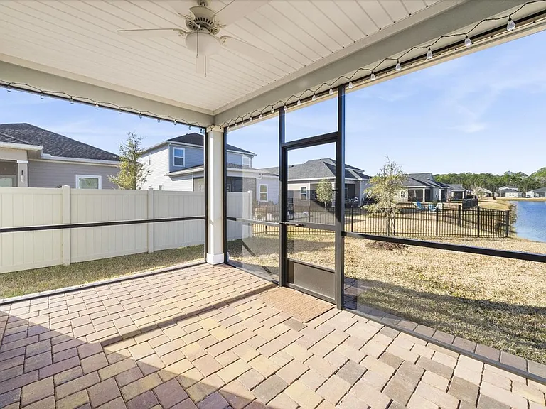 100 Lake Sinclair St — Photo 38