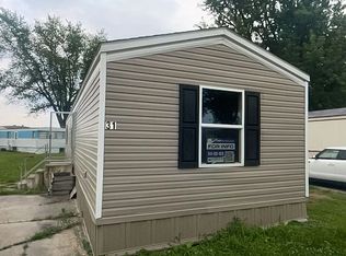 32 Easy Breeze Trailer Park #32, Effingham, IL 62401
