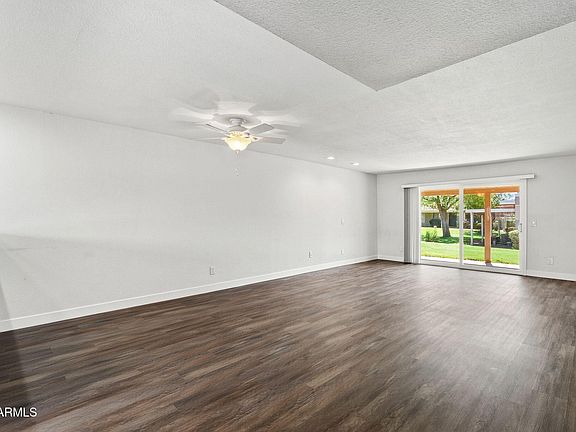 3rd image of 258 LEISURE WORLD --