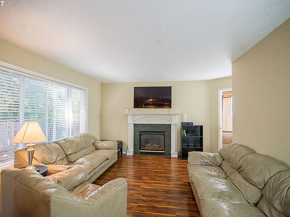 3rd image of 42060 NW Buckshire St