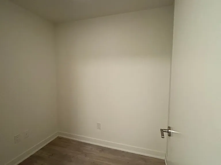 425 Front St E #313 — Photo 11
