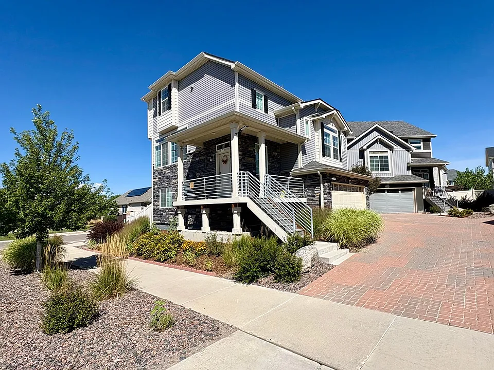 21805 E 44th Pl