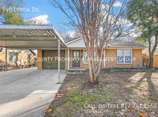 740 Lynda Dr, River Oaks, TX 76114