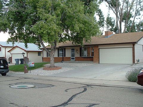 2nd image of 2608 Stratford Ln