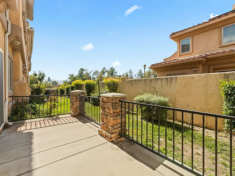 1472 Patricia Ave — Photo 8