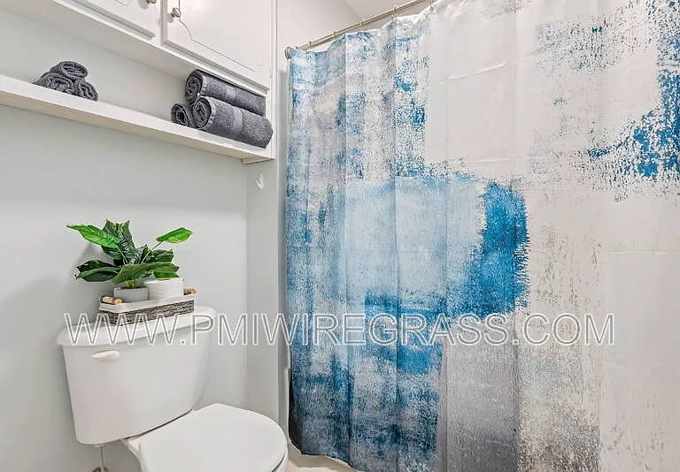 208 Foxchase Ln — Photo 16