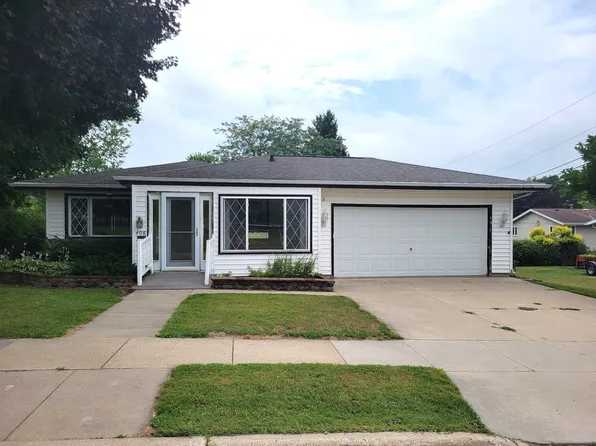 408 N Palmatory St, Horicon, WI 53032