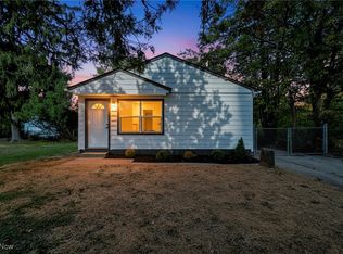 16817 Glenpark Ave, Cleveland, OH 44128