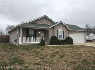 1419 W 12th St, Webb City, MO 64870