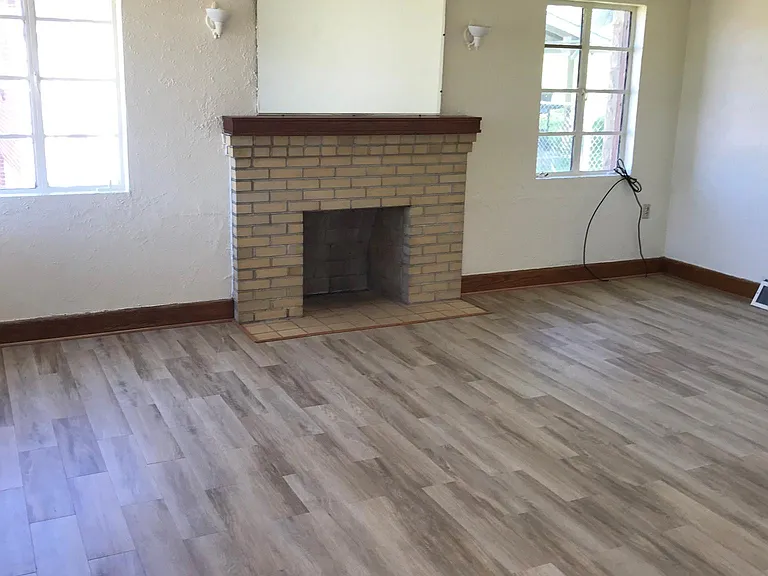 807 Potomac Ave — Photo 10