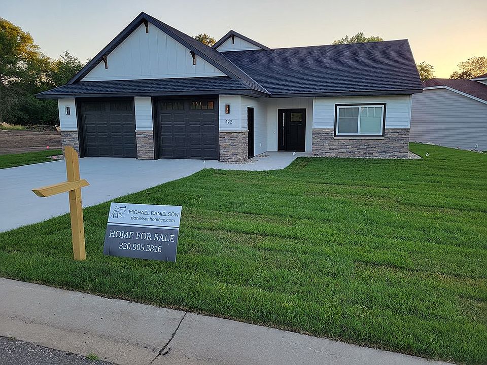 1st image of 122 Wildwood Dr