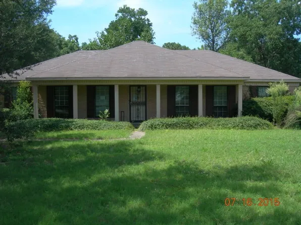 33 Abide Dr, Greenville, MS 38701