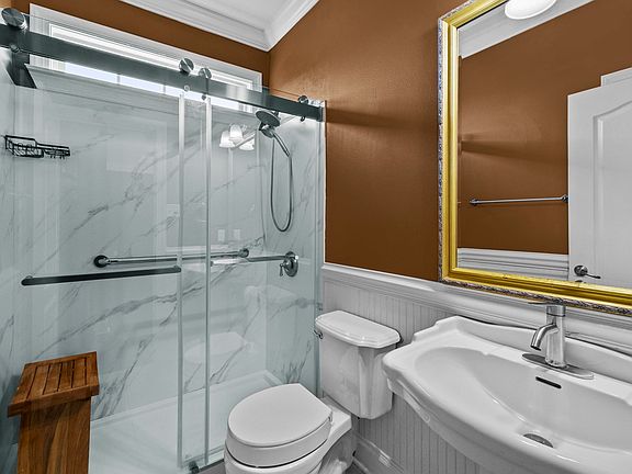 5th image of 9425 Westlake Cir