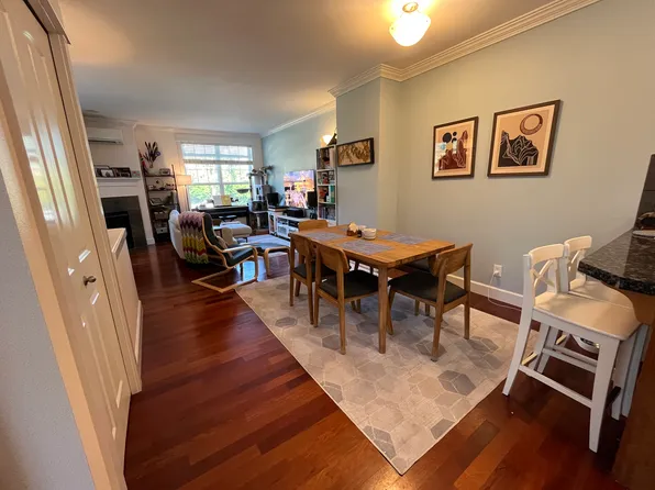 7809B 12th Ave NE #B, Seattle, WA 98115