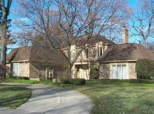 24 S Deeplands Rd, Grosse Pointe Shores, MI 48236