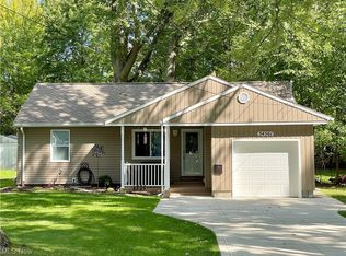 34561 Roberts Rd, Eastlake, OH 44095