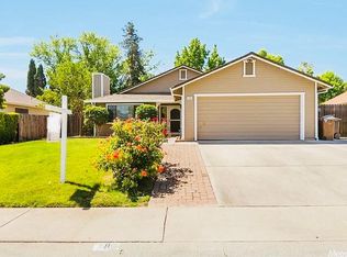 186 Stirrup Ct, Galt, CA 95632