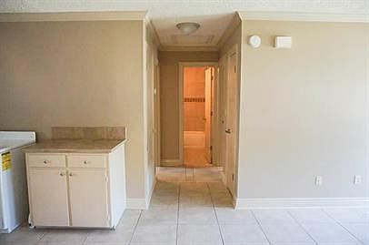 5th image of 201 Marquette St APT 5