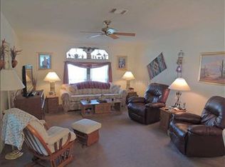 37600 Neukom Ave, Zephyrhills, FL 33541