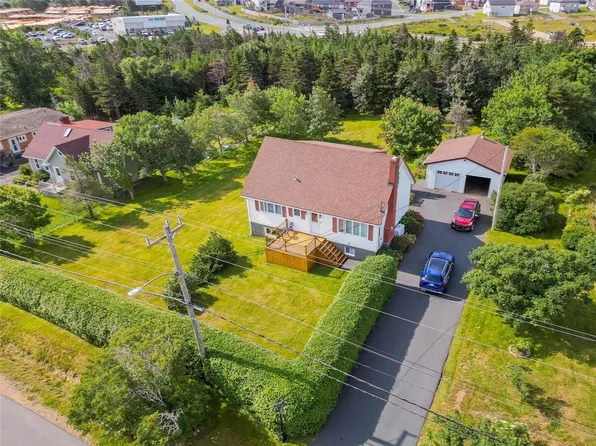 43 Radio Range Road, St. John's, NL A1A4Y4