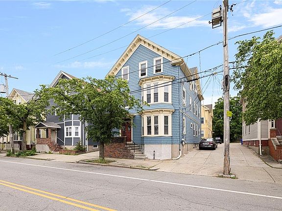 2nd image of 54 Barton St
