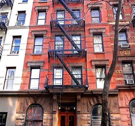 5th image of 40 Morton St #2D
