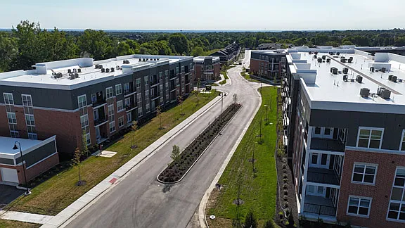 Relay 129 Apartments & Townhomes — Photo 59