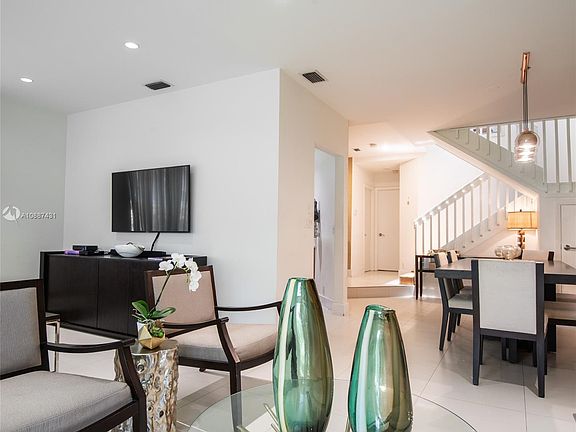 3rd image of 21382 Marina Cove Cir APT 19-D