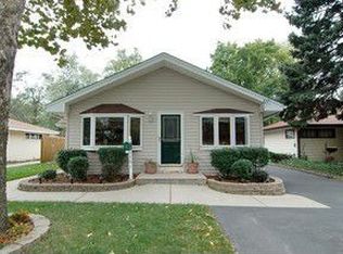 101 S 3rd Ave, Lombard, IL