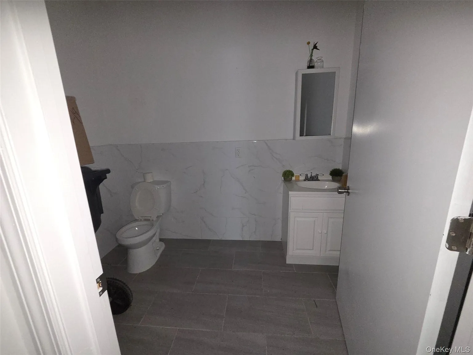 Studio, $3,000 — Photo 4