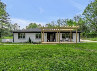 2040 McGee 1 Ln, Nicholasville, KY 40356