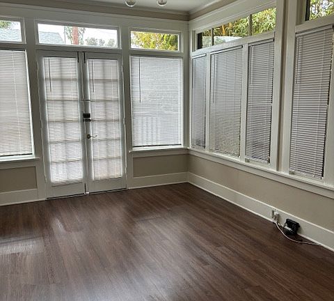 2nd image of 2215 E Ocean Blvd