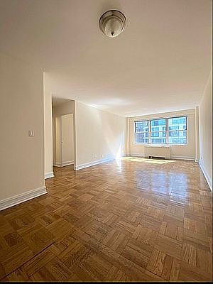 1st image of 888 8th Ave #T15
