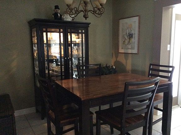 4th image of 2762 Grayson Ln
