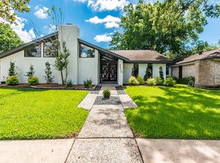 3610 Lonniewood Dr, Houston, TX 77059