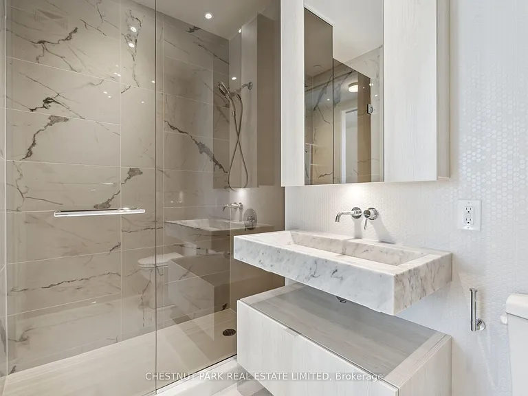 11 Yorkville Ave #4302 — Photo 20