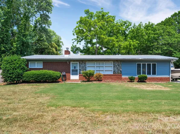 400 Washburn Switch Rd, Shelby, NC 28150