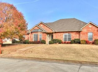 1400 Nottingham Pl, Shawnee, OK 74804