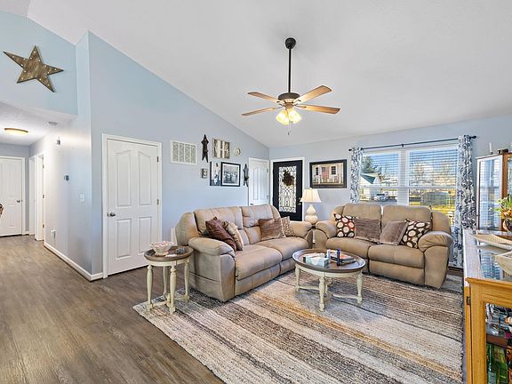 2nd image of 57 Princess Ann Ln