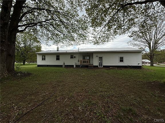 2nd image of 3428 McConnellsville Rd