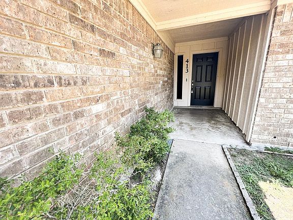 3rd image of 413 Alamogordo Dr