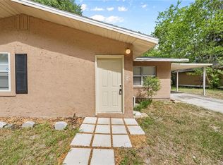 516 Pitt St, Wildwood, FL 34785